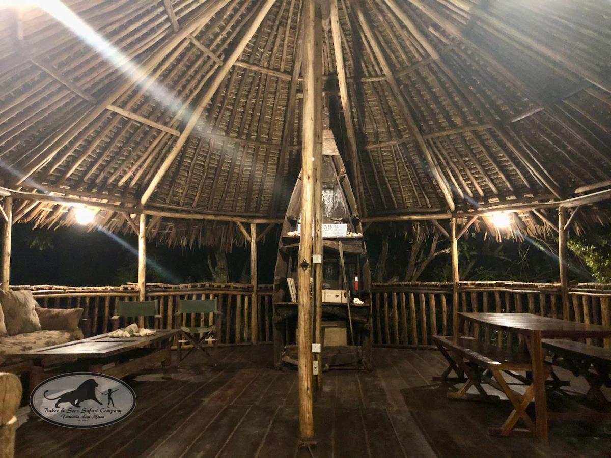 Baker Safari Company Villa Kwangwazi Luaran gambar
